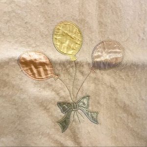 Vintage QUILTEX Baby Boy Girl White 3 Satin Balloons Blanket ACRYLIC MADE in USA